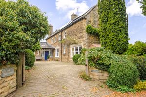 The Coach House- click for photo gallery